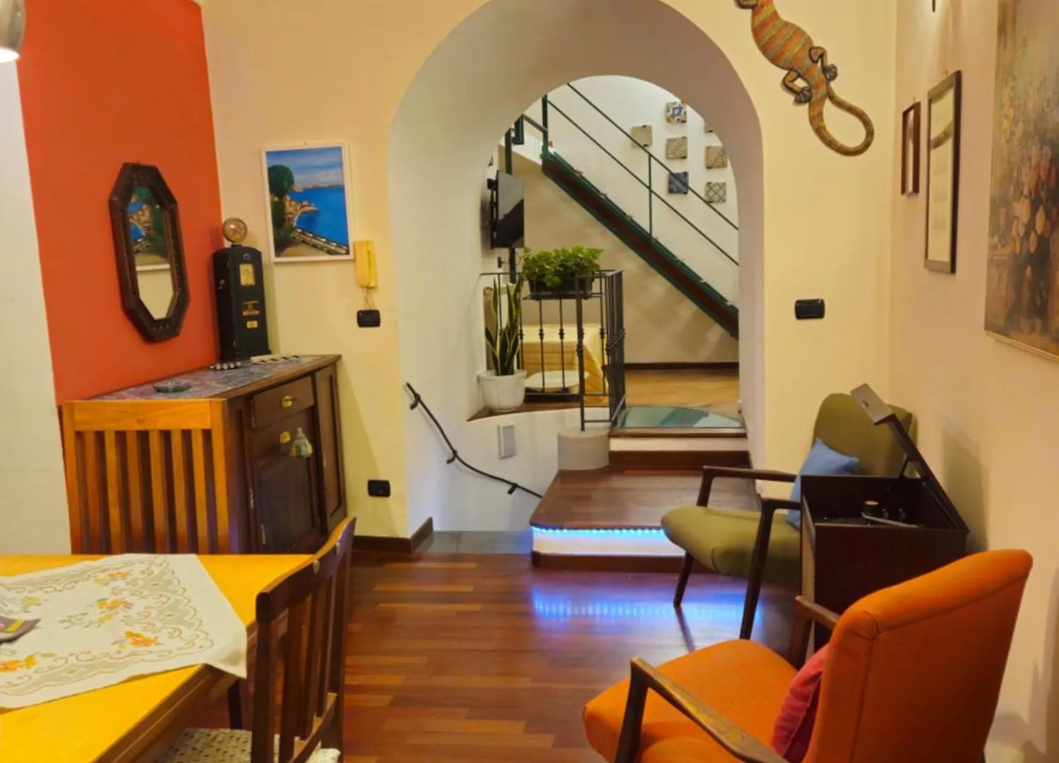 Segreta Catalana Apartment Naples