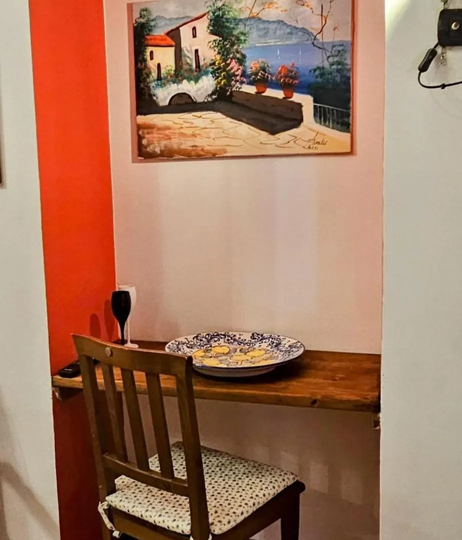 Segreta Catalana Apartment Naples